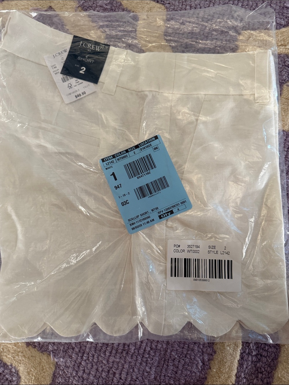 NWT J. Crew White Scallop Hem Shorts, size 2
